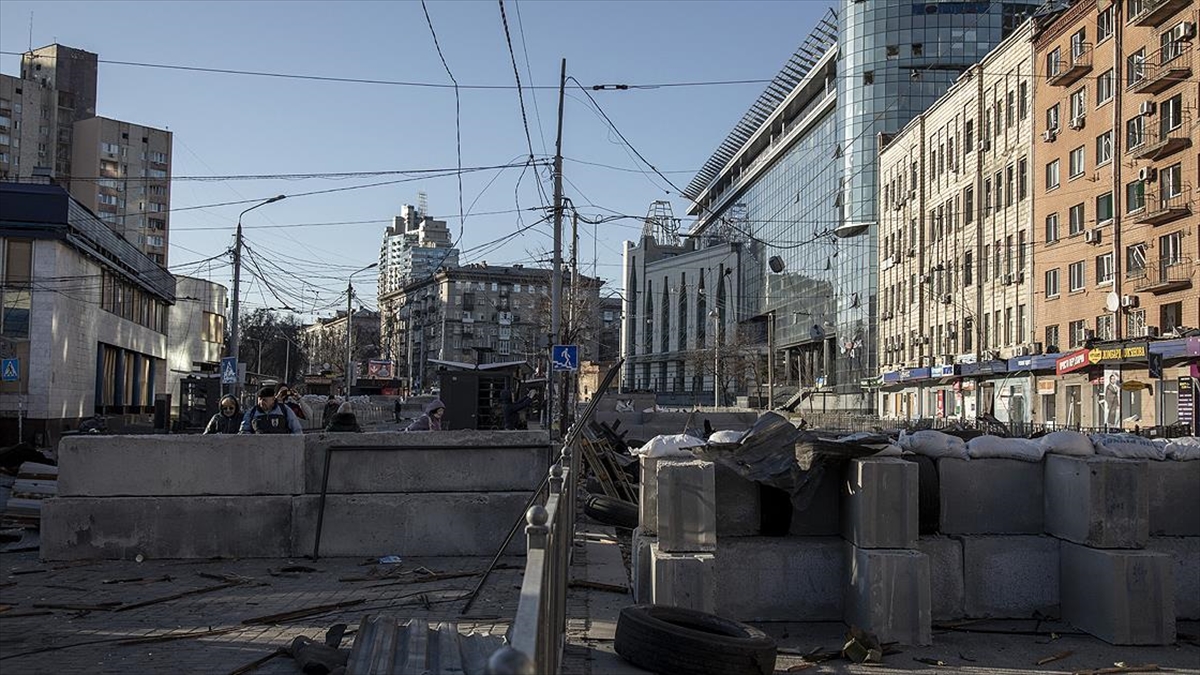 Bm: Ukrayna'da En Az 847 Sivil Öldü, 3 Milyon 328 Bin 692 Mülteci Komşu Ülkelere Geçti