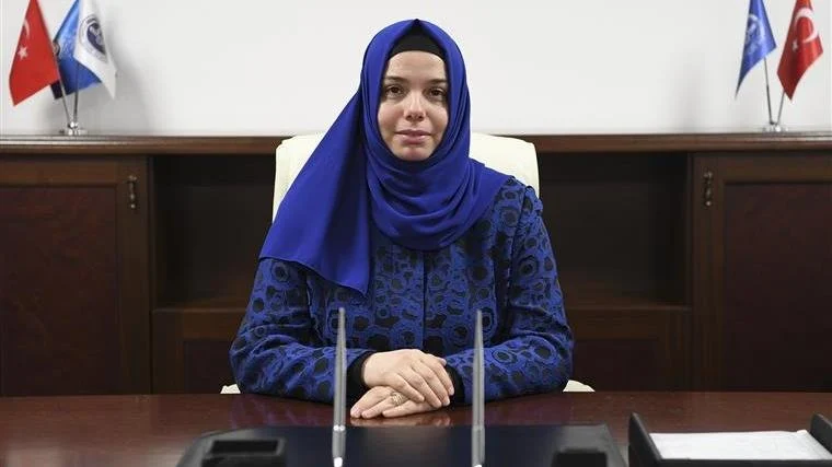 Diyanet’in kadın başkan yardımcısı: Zengin zenginle evlenmeli