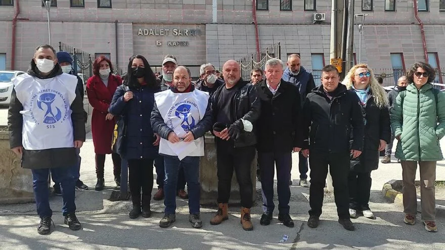 Eyleme katılan sağlık çalışanlarına yazılan cezalar yargıya taşınıyor