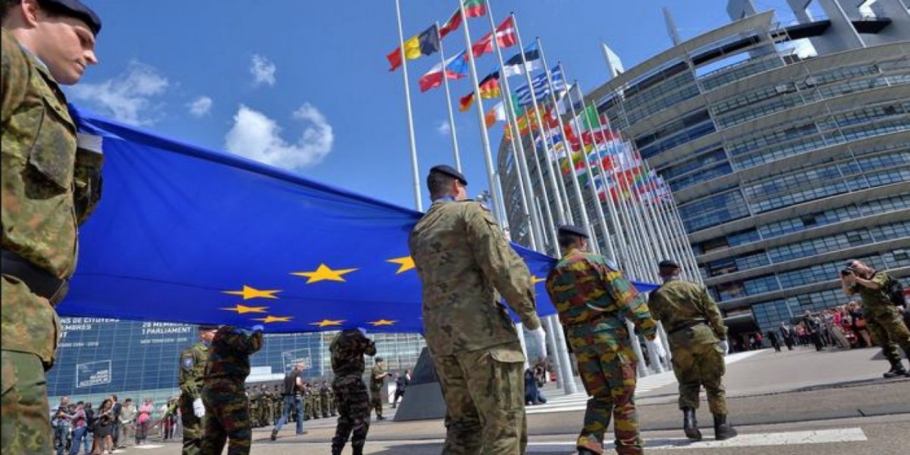 AB, askeri oluşum kararı “Stratejik Pusula” belgesini kabul etti