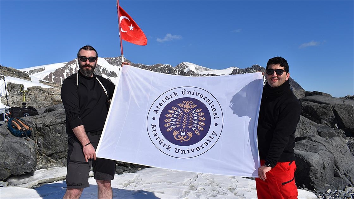 Antarktika'dan Erzurum'a Getirilen Numuneler Laboratuvarda İnceleniyor