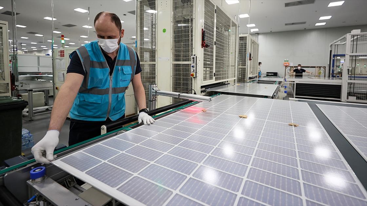 Karapınar'ın Güneşiyle 30 Milyon Dolarlık Doğal Gaz İthalatı Engellendi