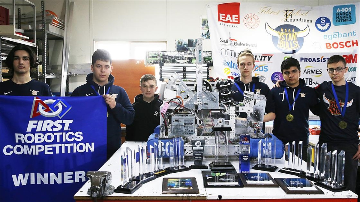 Liselilerin "Pirana"sı Dünya Birinciliği İçin Houston'da Yarışacak