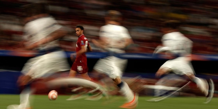 Şampiyonlar Ligi'nde Sezonun En İyi Kadrosu Açıklandı