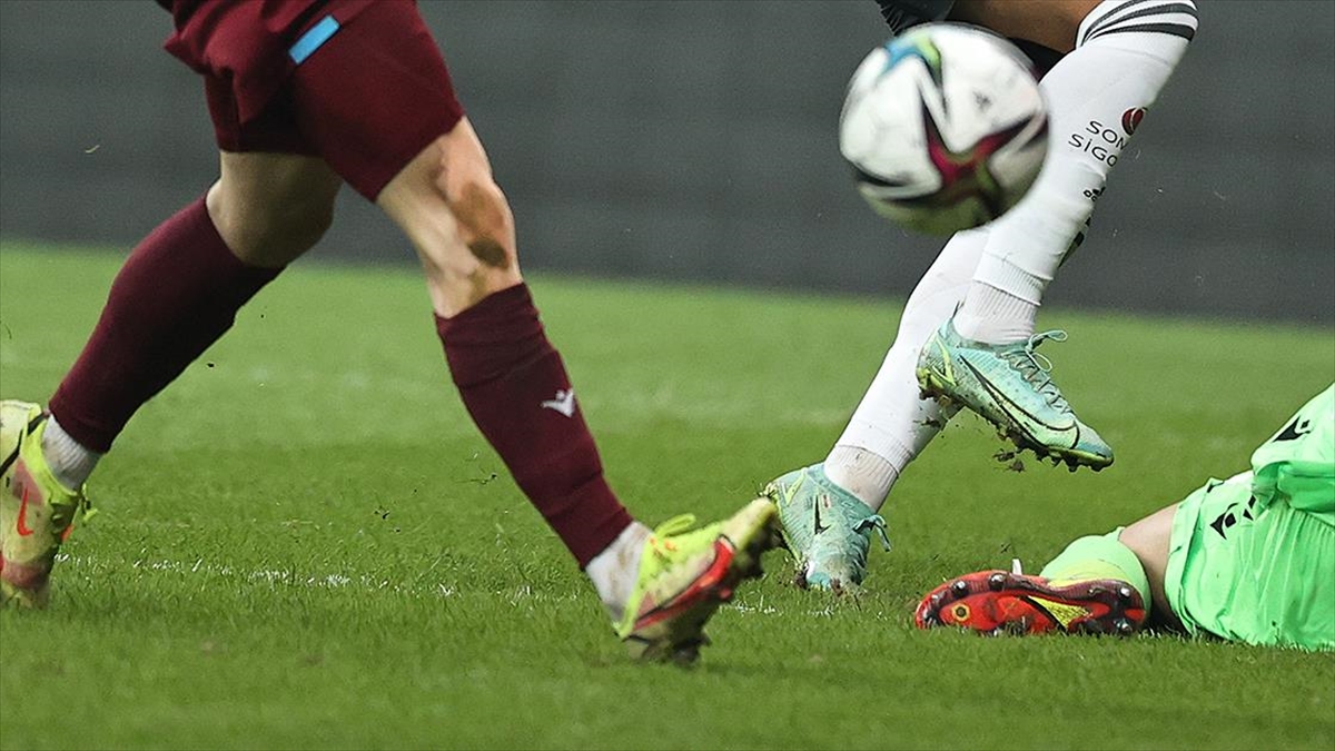 Trabzonspor-Beşiktaş Maçı İçin Devredilen Kombineler Satışa Sunuldu