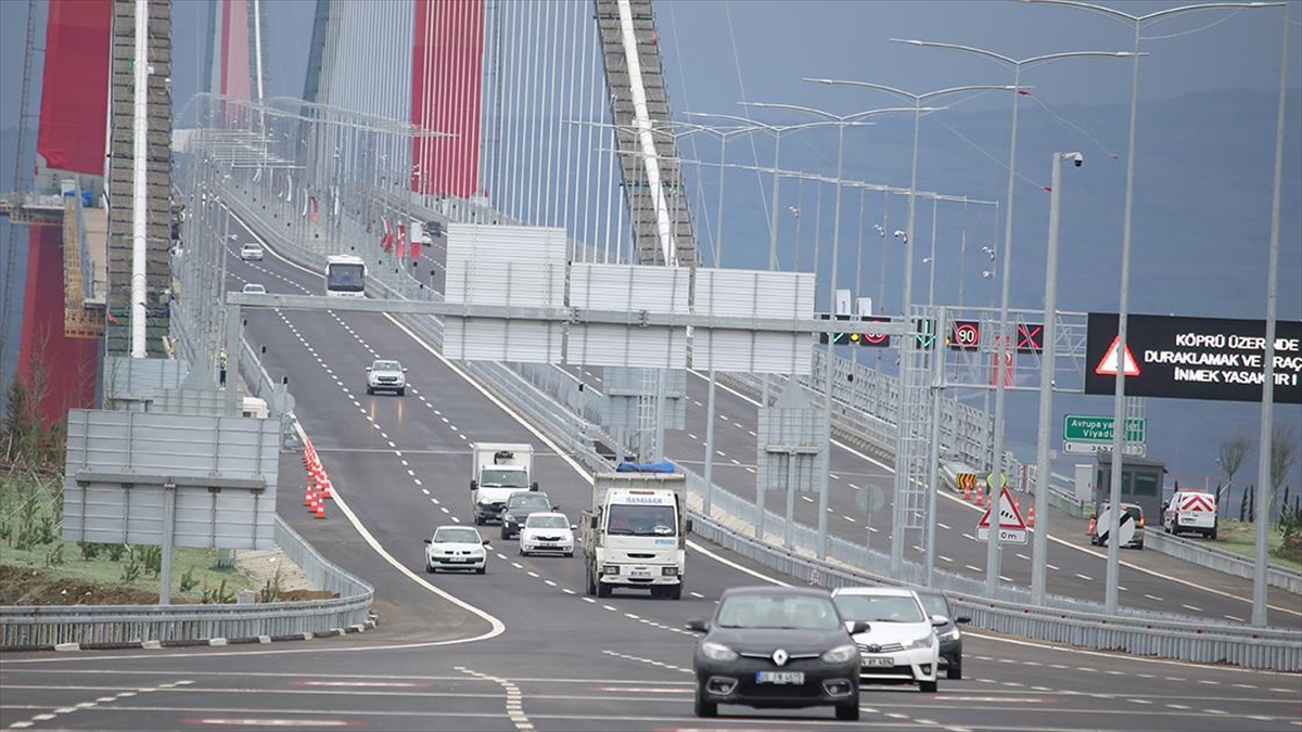 1915 Çanakkale Köprüsü'nü Kullanan Sürücüler Yoldaki Konforu Anlattı