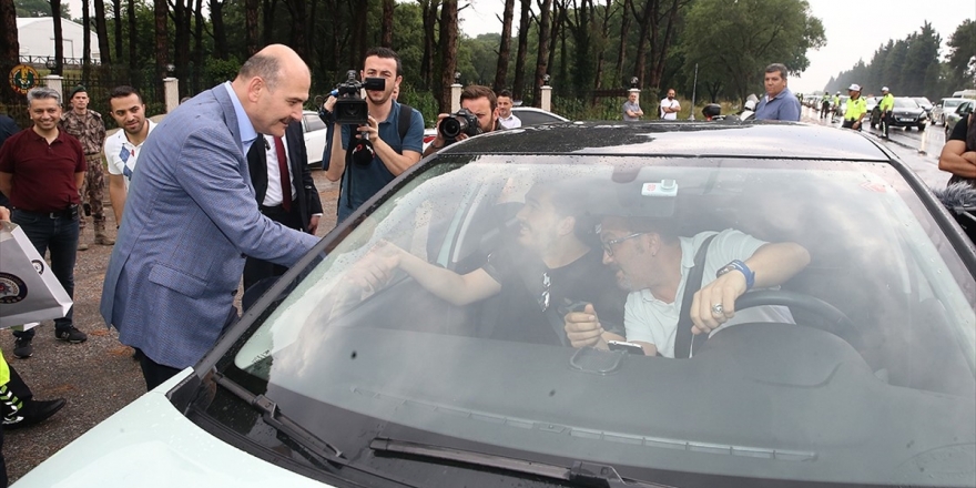 Soylu'dan Sürücülere 'Yoğunluk Azaldığında Aşırı Hız Yapmayın' Uyarısı