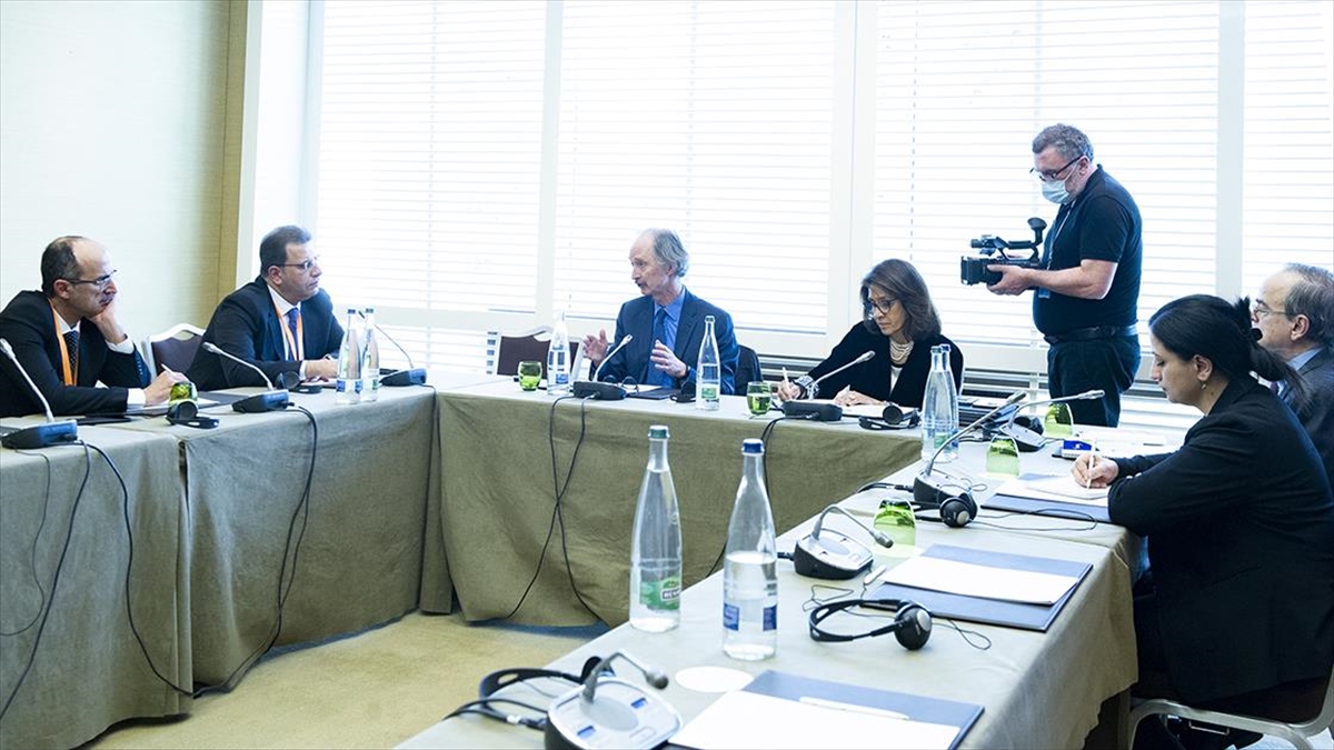 Suriye Anayasa Komitesi Toplantılarının 7. Turu Devam Ediyor