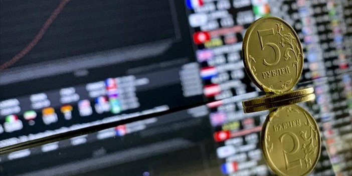 Moskova Borsası'nda İşlemler Tekrar Başladı