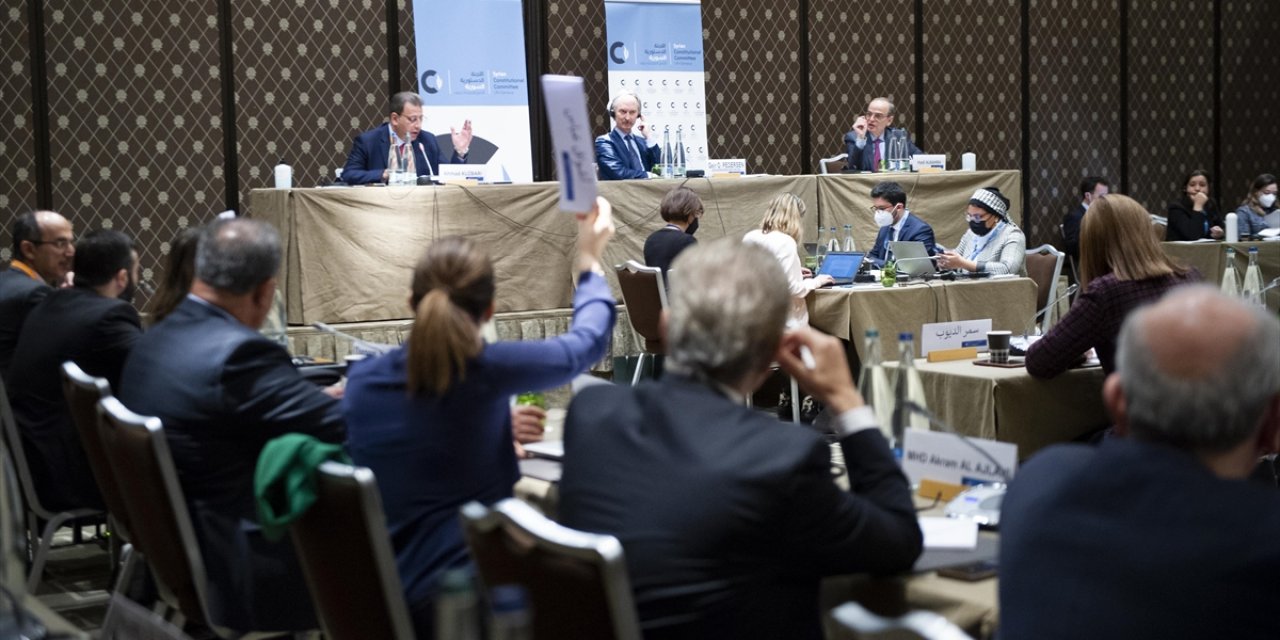 Suriye Anayasa Komitesi Toplantılarının 7. Turu Devam Etti