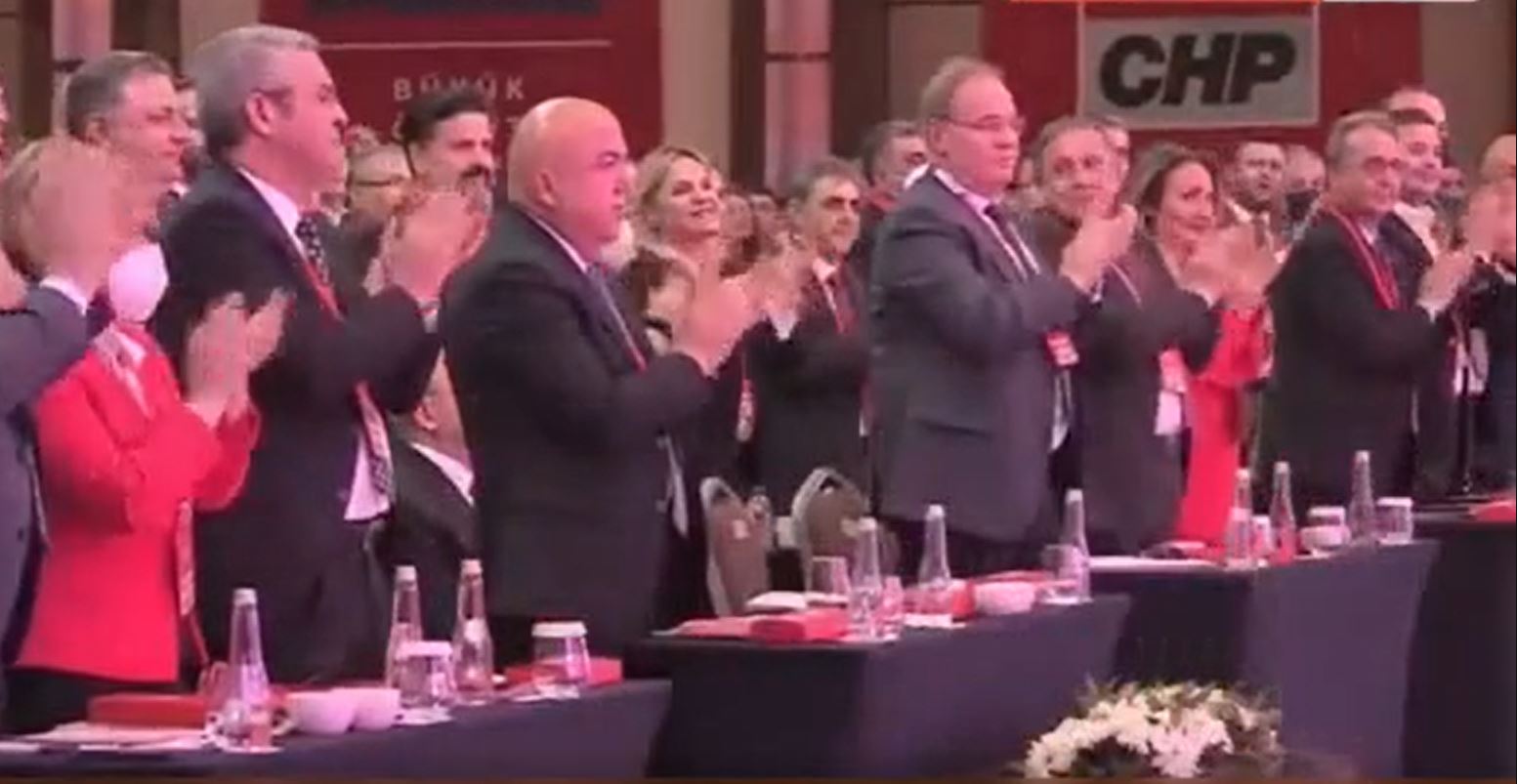 CHP'li Muhittin Böcek, Kılıçdaroğlu'na "Gönlümüzün adayı sizsiniz" dedi!