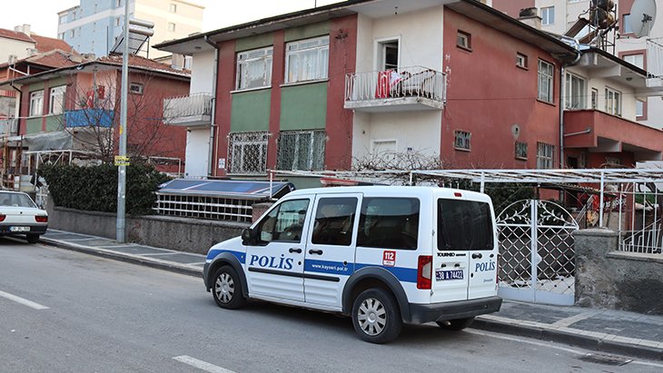 Kirasını almaya gitti, kiracısını ölü halde buldu!