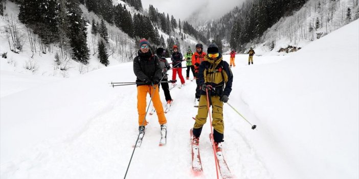 Kaçkar Dağları Bu Yıl 370 'heliski' Sporcusunu Ağırladı