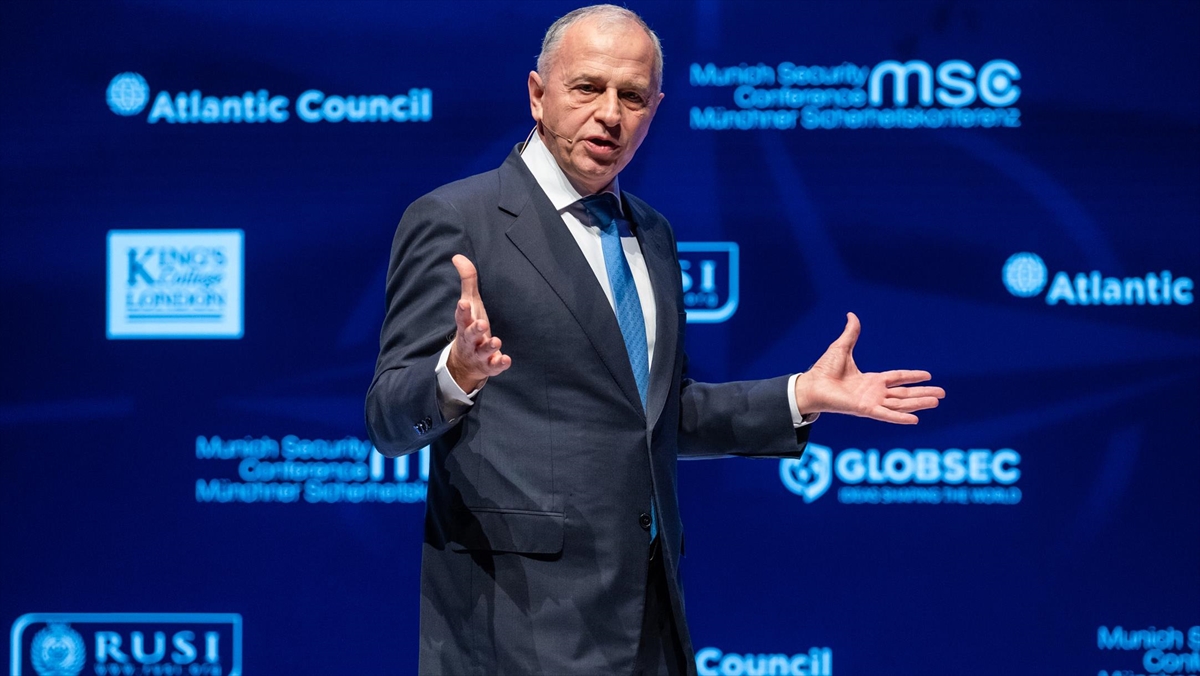 Nato Genel Sekreter Yardımcısı Geoana, Putin'in Savaşı Kazanamayacağını Söyledi