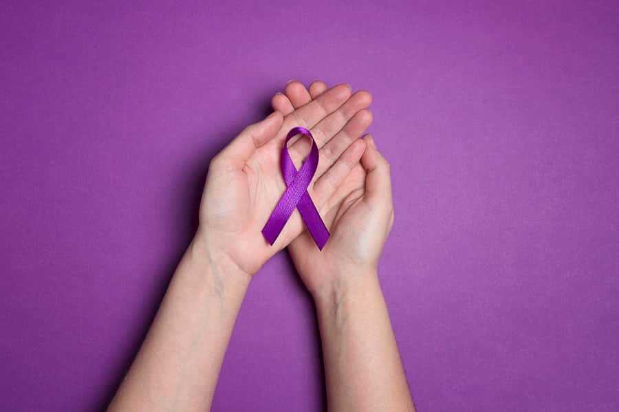 Bugün ‘mor gün’: Epilepsi hastaları yalnız ve ilaçsız