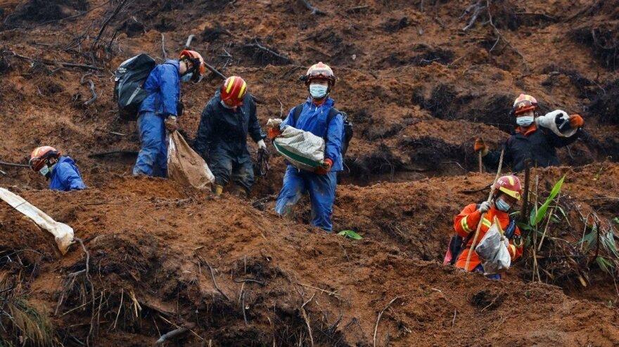 Çin’de düşen uçağın ikinci kara kutusu bulundu