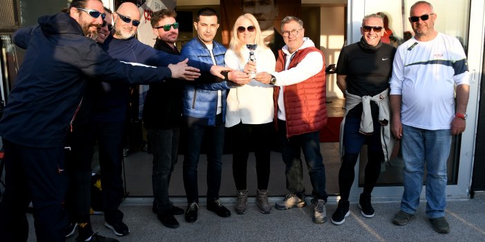 YELKENLER KUŞADASI RÜZGARI İLE DOLDU