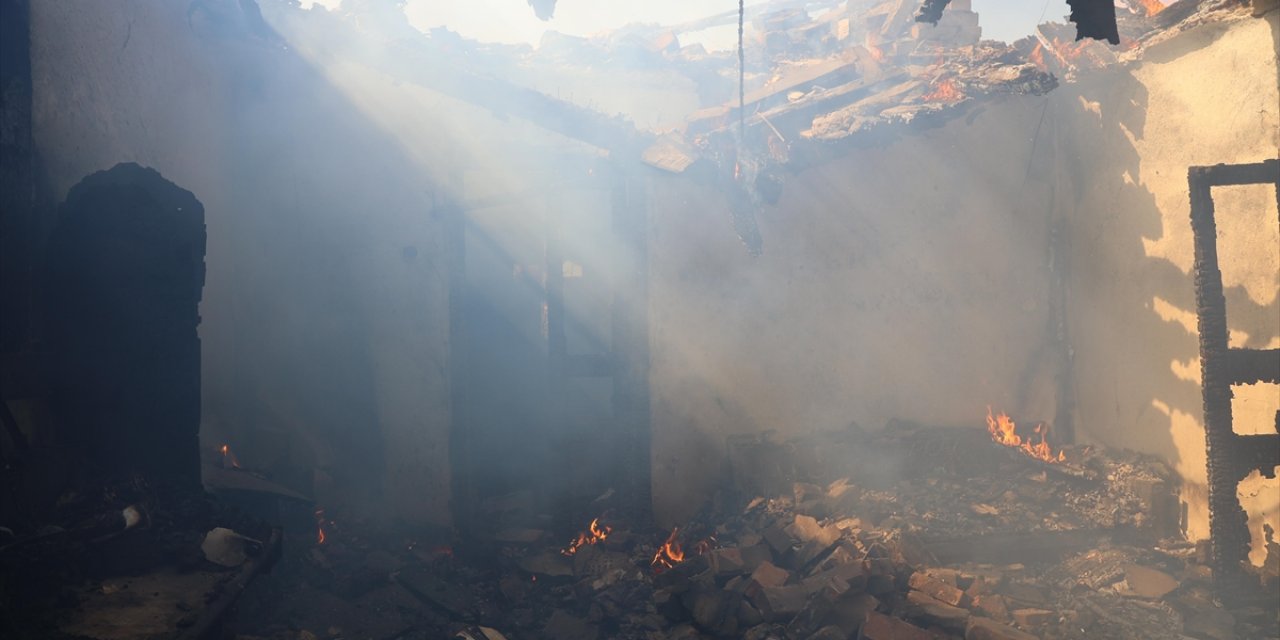 Bm Genel Sekreteri'nden Rusya Ve Ukrayna'ya 'insani Ateşkes' Çağrısı