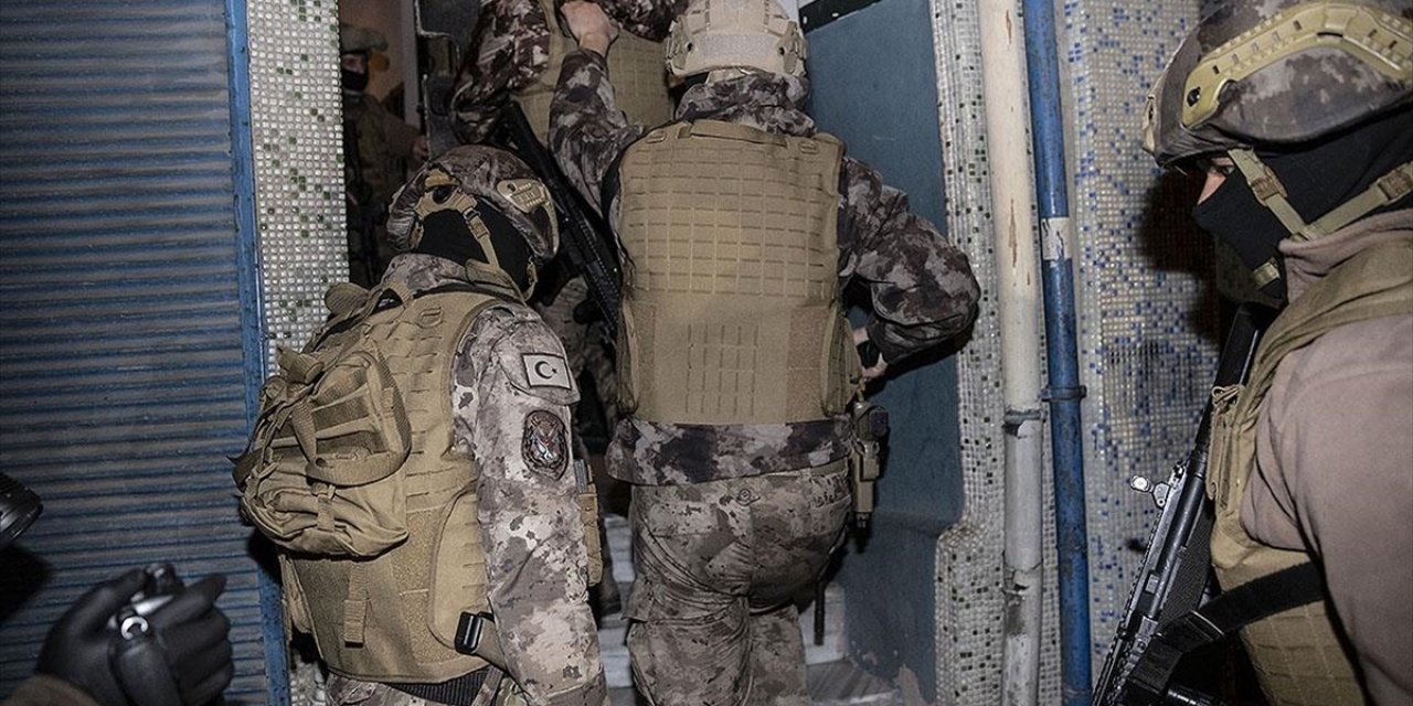 İstanbul'da Helikopter Destekli Uyuşturucu Operasyonu