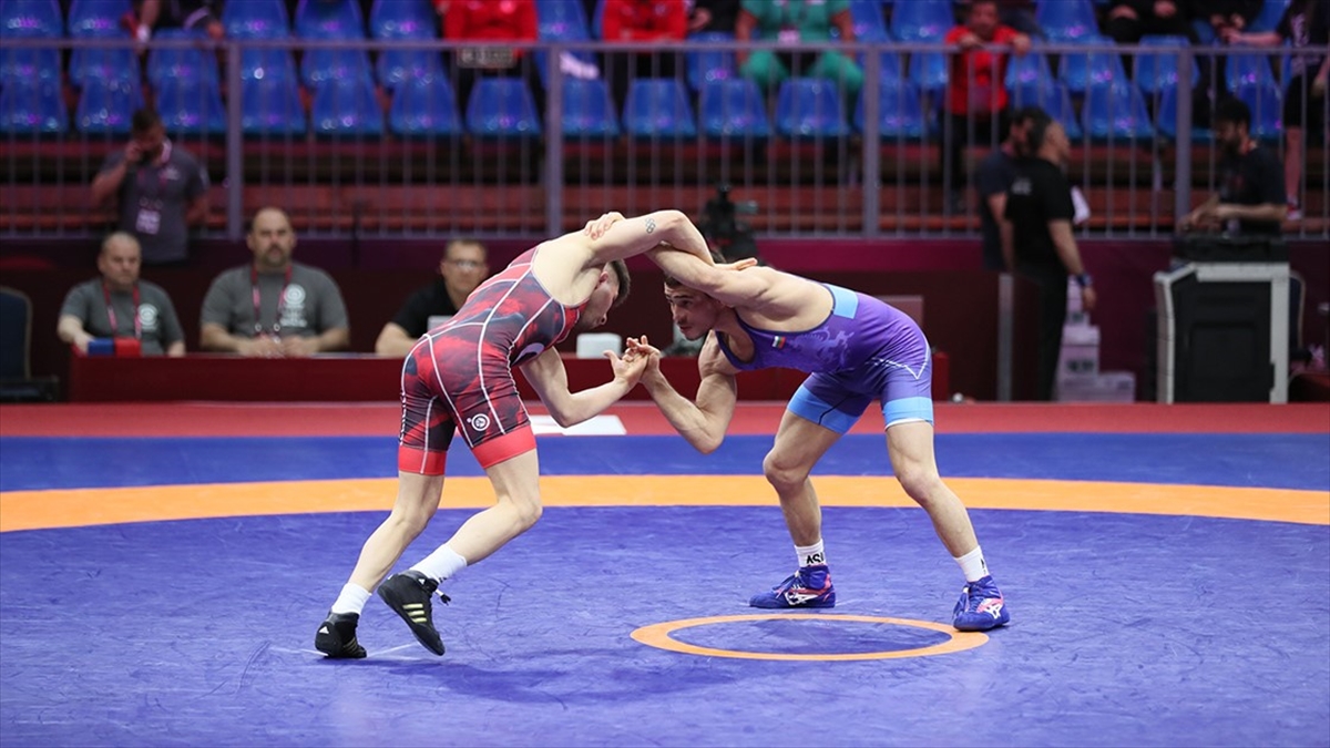 Avrupa Güreş Şampiyonası'nda Taha Akgül, Süleyman Atlı Ve Feyzullah Aktürk Finale Yükseldi