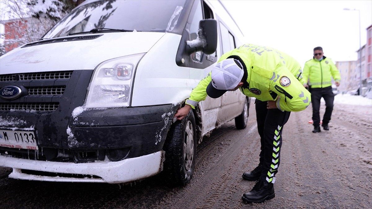 Zorunlu Kış Lastiği Uygulaması Ne Zaman Sona Erecek