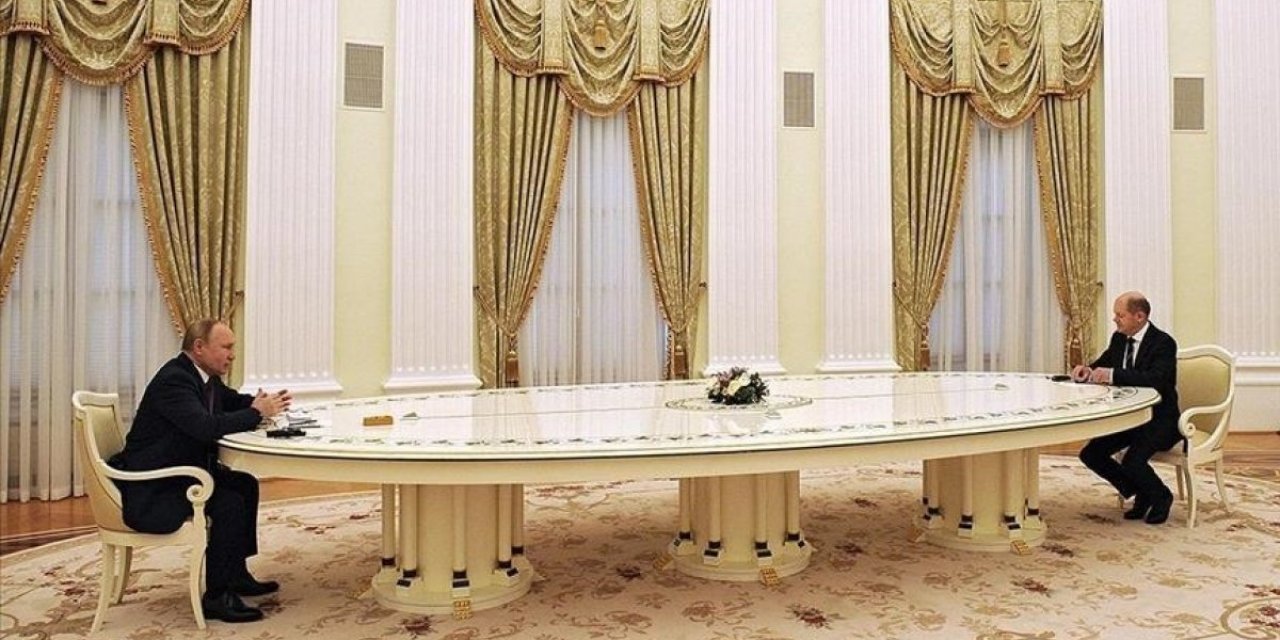 Putin, Scholz ve Draghi ile doğalgaz ticaretinde rubleyle ödeme sistemini görüştü