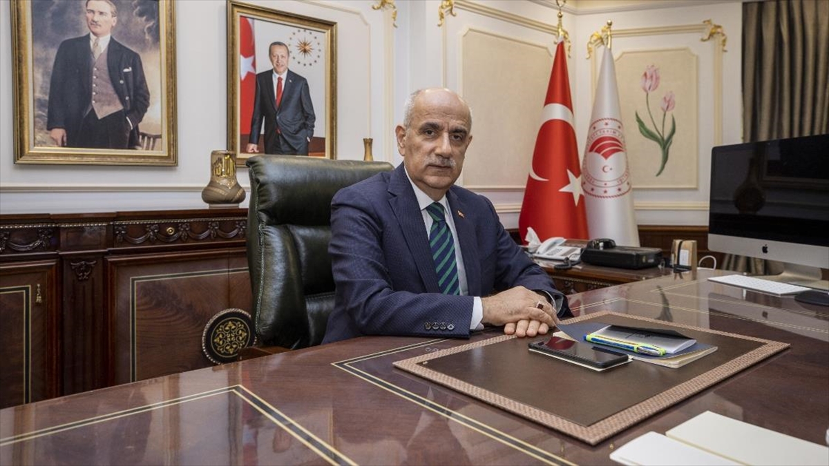 Bakan Kirişci: Tarımın Temel Paradigması 'Stratejik Ürünlerin Üretilmesi' Olacak