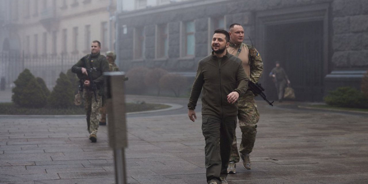 Zelensky: Mariupol'de tahliye için Türkiye ile temaslarımız var