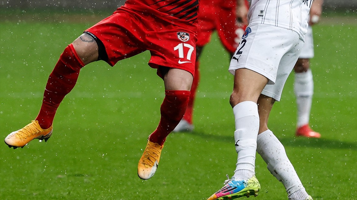 Kasımpaşa, Süper Lig'de Yarın Gaziantep Fk'yi Konuk Edecek