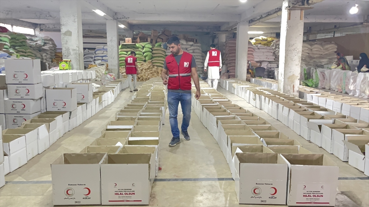 Pakistan'daki Türk Stk Ve Kurumları Ramazanda İhtiyaç Sahiplerini Unutmadı