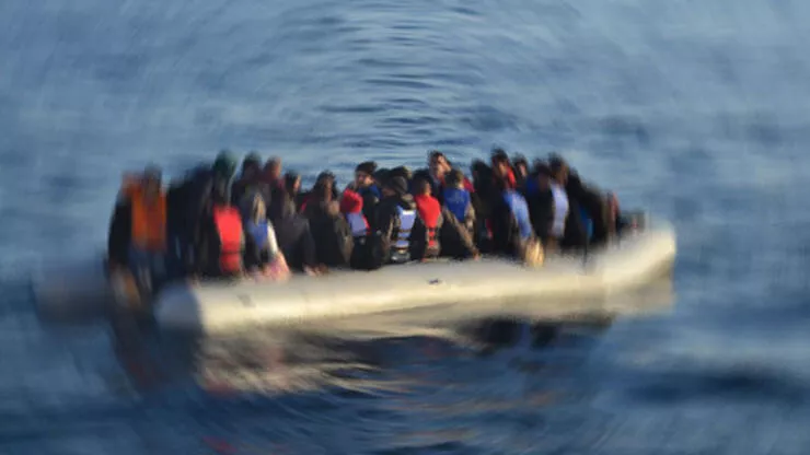 Akdeniz'de 90'dan fazla göçmen öldü