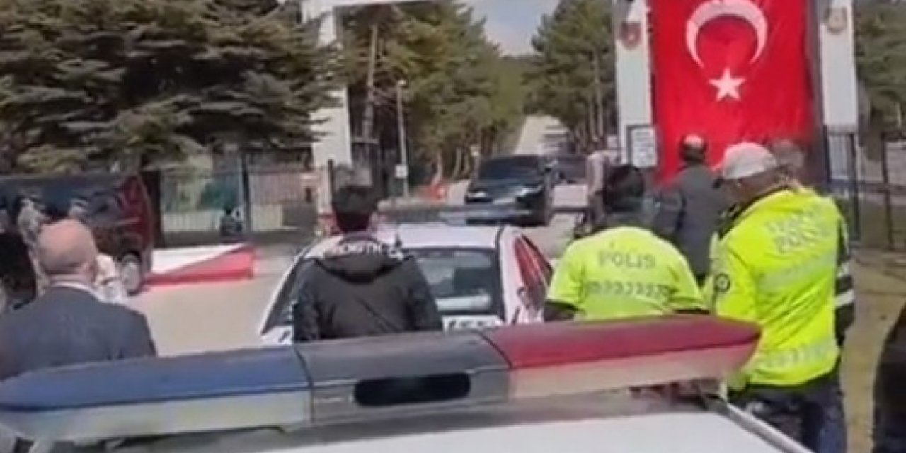 Selin Ciğerci, sevgilisi Gökhan Çıra'yı kışladan lüks araçla aldı