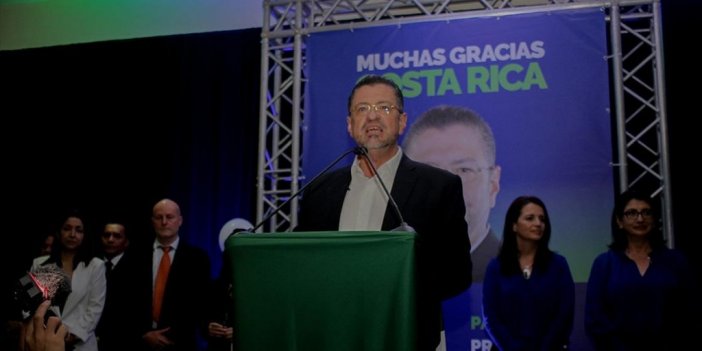 Rodrigo Chaves, Kosta Rika'nın Yeni Devlet Başkanı Oldu