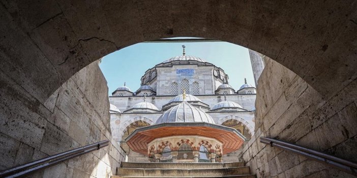 Sokullu Mehmet Paşa Camisi'nde 'cennetten' Gelen Parçalar Korunuyor