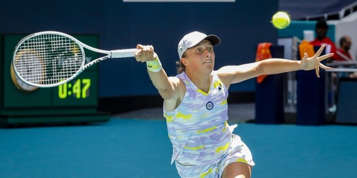 Polonyalı Tenisçi Swiatek, Dünya Sıralamasında Zirveye Çıktı