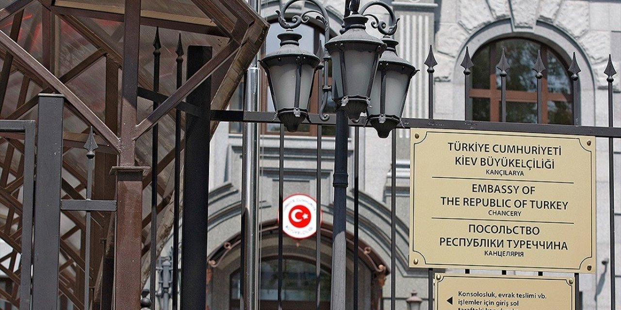 Türkiye'nin Kiev Büyükelçiliği Yeniden Kiev'de Faaliyetlerine Başladı