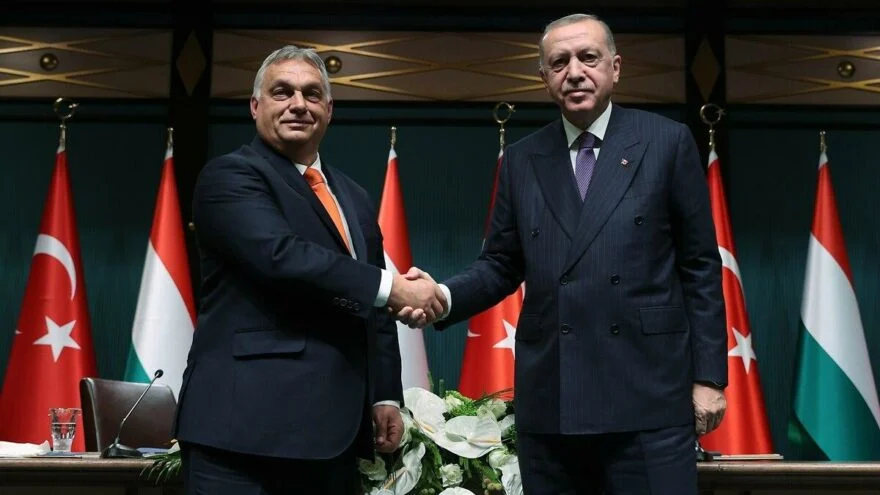 Cumhurbaşkanı Erdoğan tebrik etmişti: Orban Avrupa’yı ikiye böldü