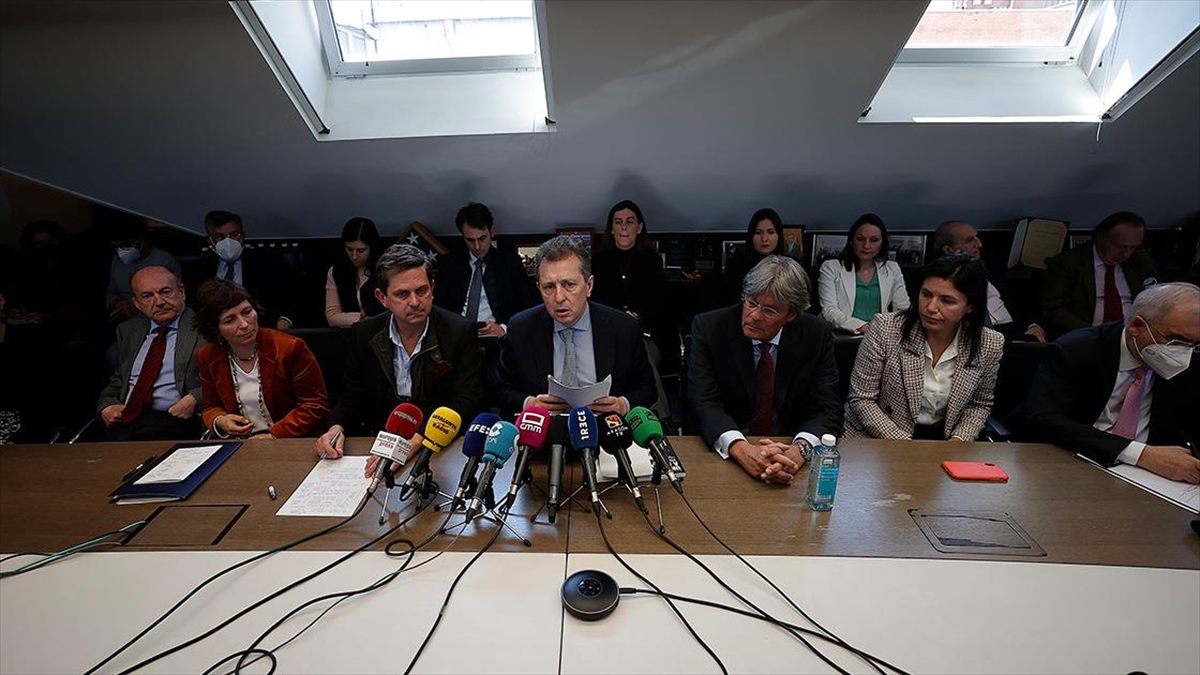 İspanya'da Katolik Kilisesi'ndeki Cinsel İstismar İddiaları Araştırılıyor