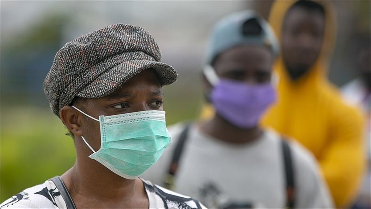 Afrika'da Kovid-19 Vaka Sayısı 12 Milyona Yaklaştı