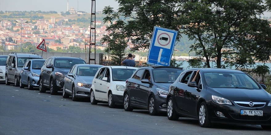 Tekirdağ Limanı'nda Tatil Yoğunluğu