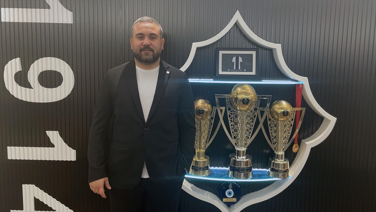 Altay Spor Kulübü Başkanı Ekmekçioğlu Görevini Bıraktı