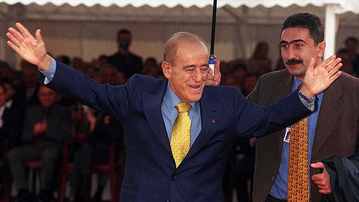 'Sakıp Ağa'ya Veda Edeli 18 Yıl Oldu