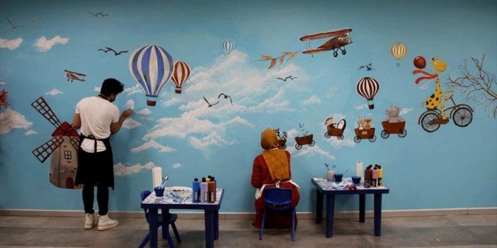 Hastanenin Duvarları Hasta Çocukların Hayal Dünyasıyla Renkleniyor
