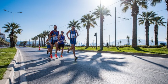 “Sürdürülebilir Bir Dünya” sloganıyla Türkiye’de ilk kez atıksız maraton Maraton İzmir farkındalık yaratmaya koşuyor
