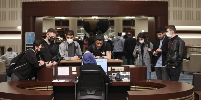 Cumhurbaşkanlığı Millet Kütüphanesi, sahurda da öğrencilerin hizmetinde