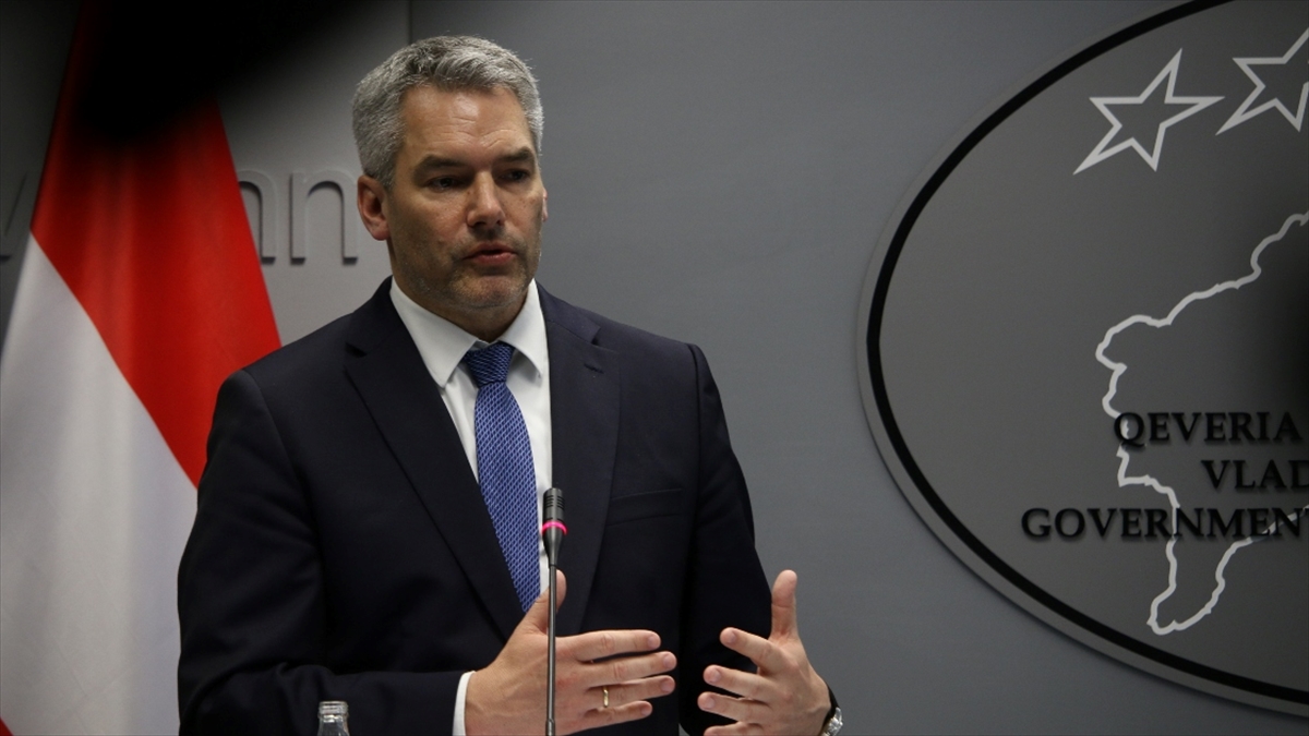 Avusturya Başbakanı: Putin, İstanbul'daki Barış Görüşmelerine Hala Güveniyor