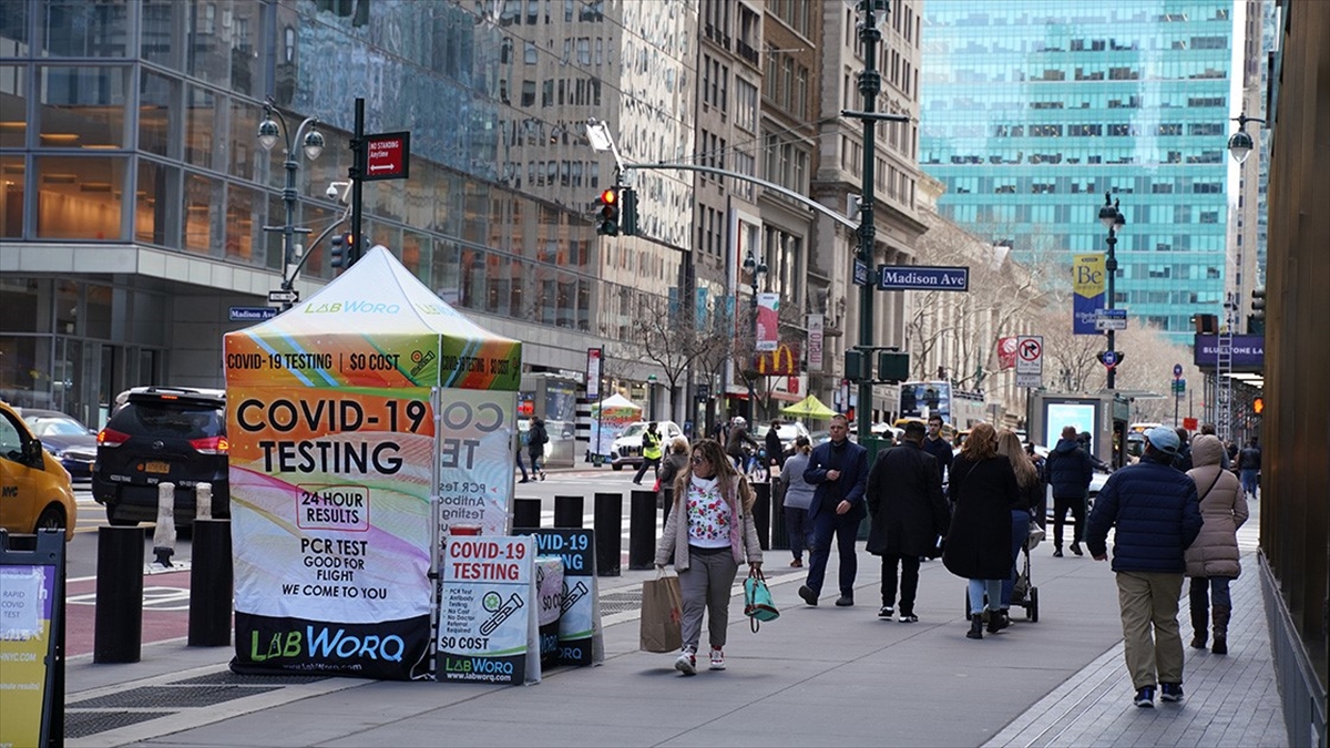 ABD'lilerin Çoğu En Az Bir Kez Kovid-19'a Yakalandı