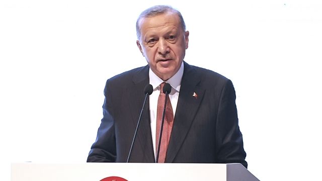 Erdoğan: Batı sanatıyla, dizisiyle, müziğiyle dünyayı istila etmiştir