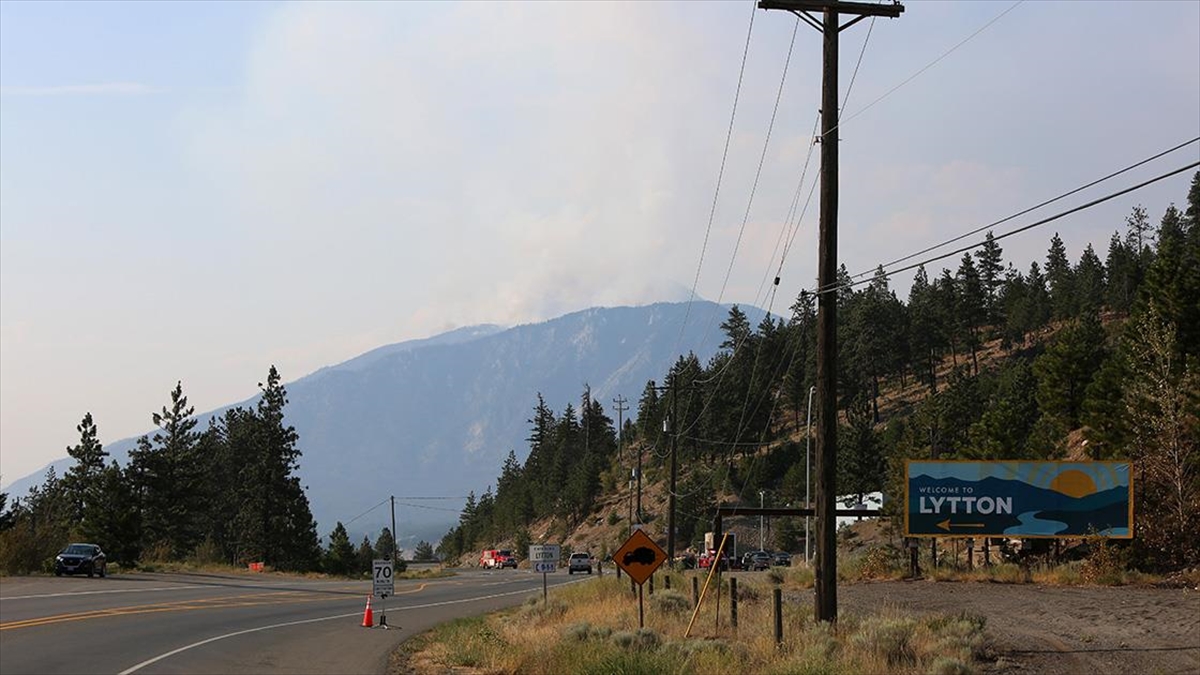 İklim Değişikliğinin Kanada Ekonomisine Yükü Trilyonlarca Dolar Olabilir