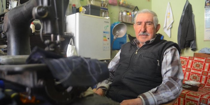 Kütahyalı Süleyman Usta 65 Yıldır Dikiş Makinesi Tamir Ediyor